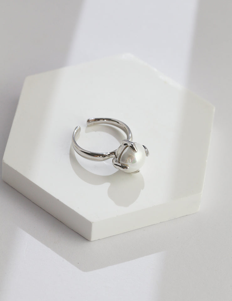 Sterling silver shell beads ring